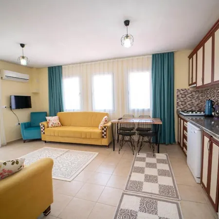Apartmán Central House Near Calis Beach With Balcony And View In